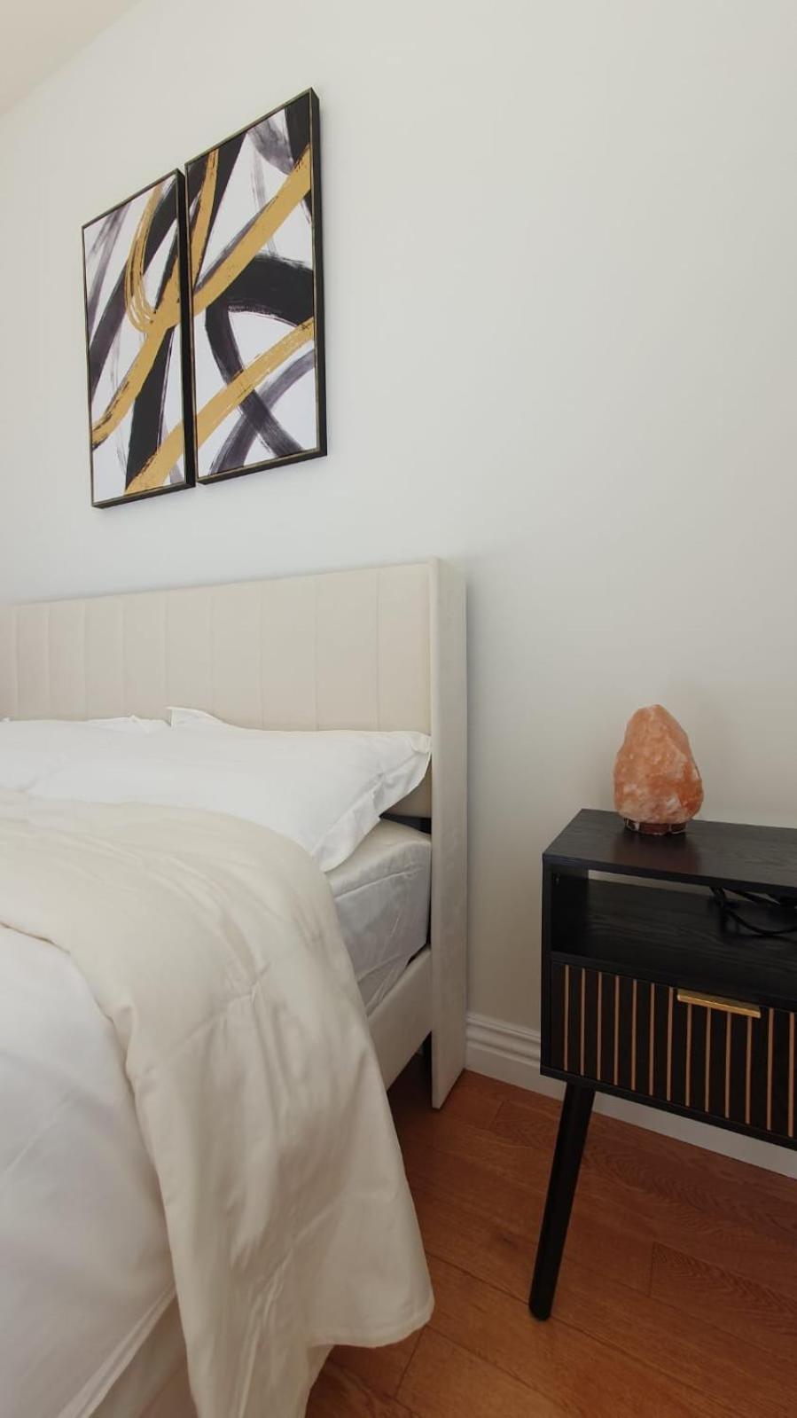 3 Bedroom Hollywood Gem Los Angeles Bagian luar foto
